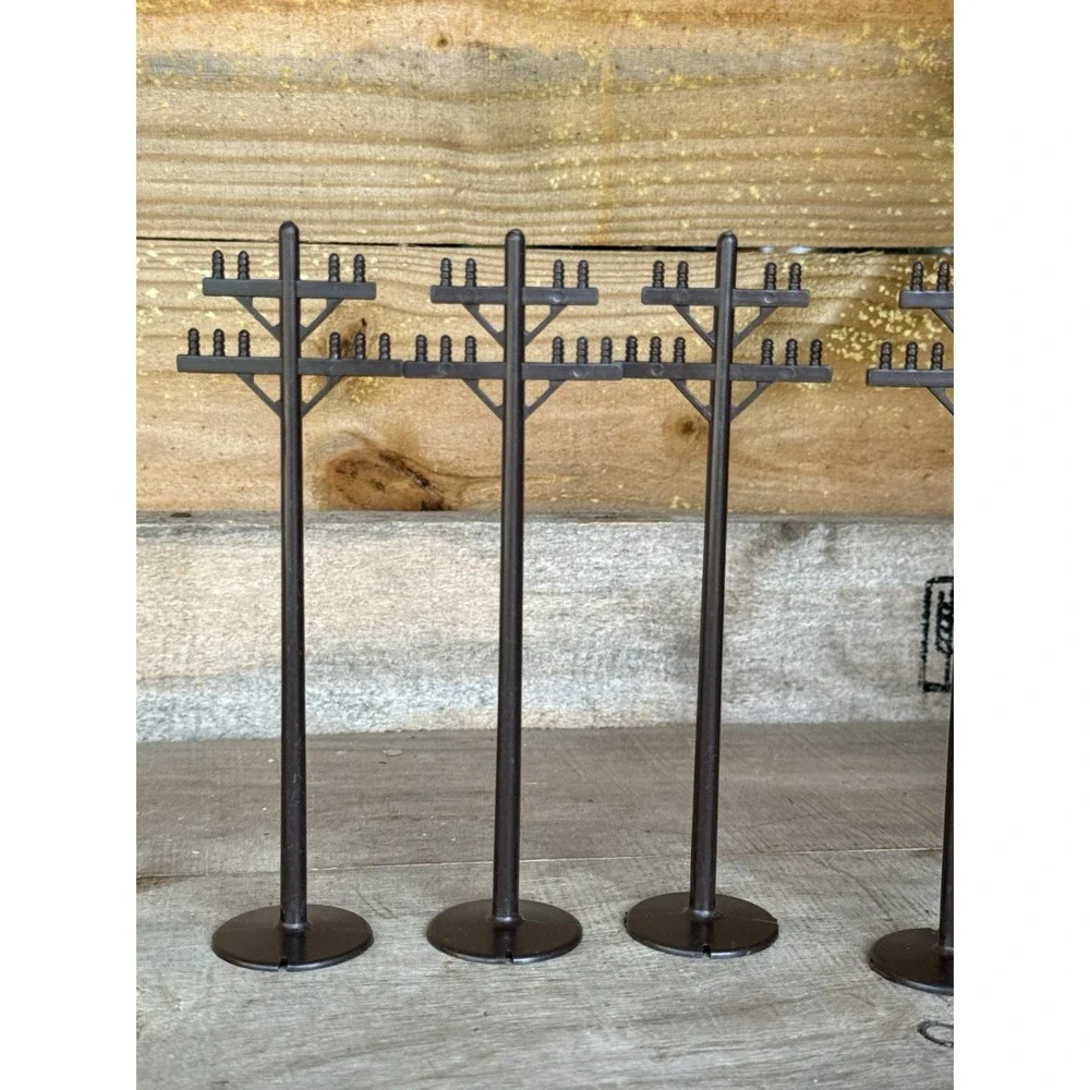 VINTAGE 6 MARX Toy Train‎ Accessories 7- Telephone Poles Plastic 2- Light Poles